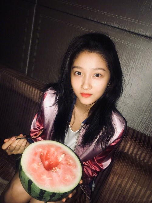 娱乐吃瓜酱画像图片高清,高清画像下的时尚辣妈风采